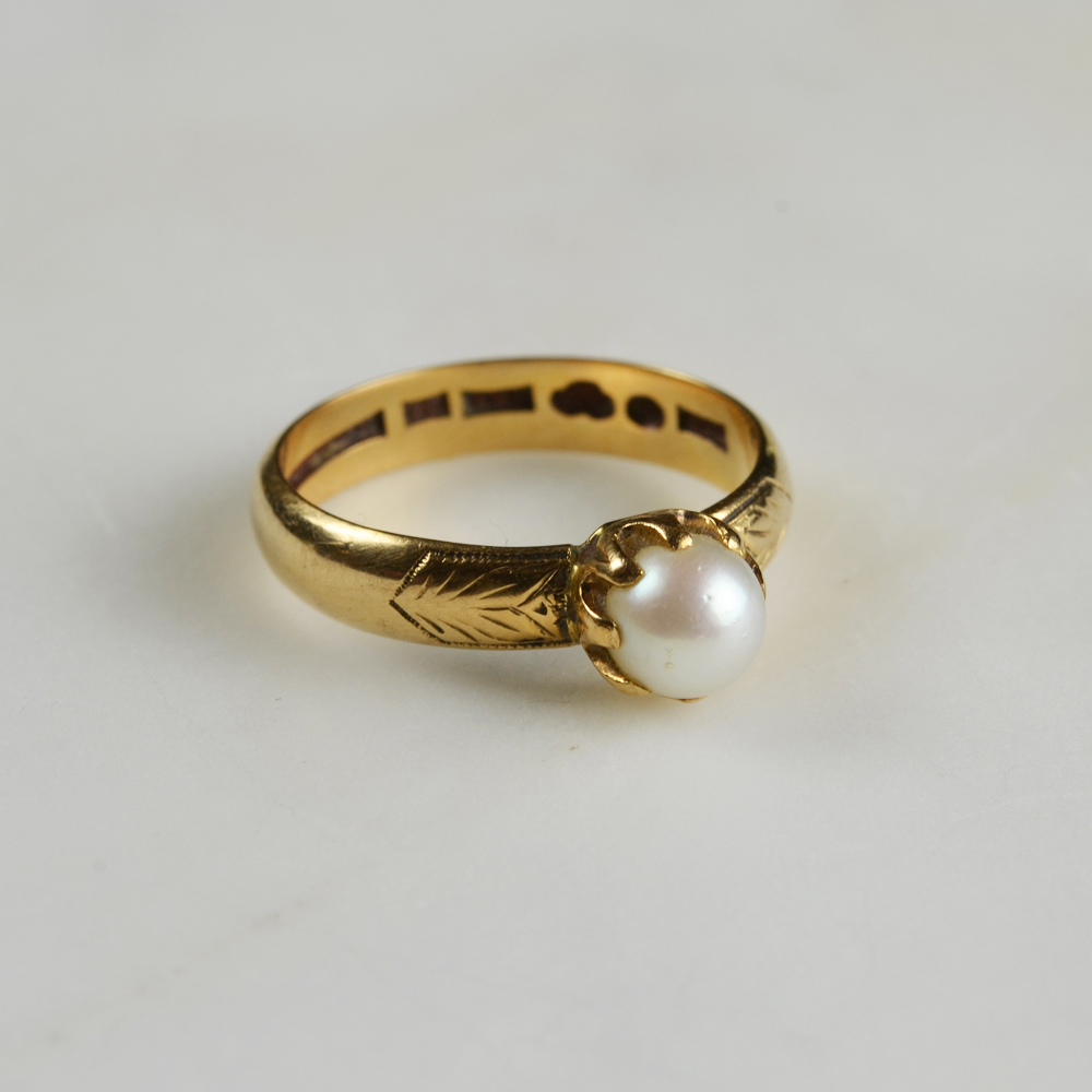 Guldring pärla 18k
