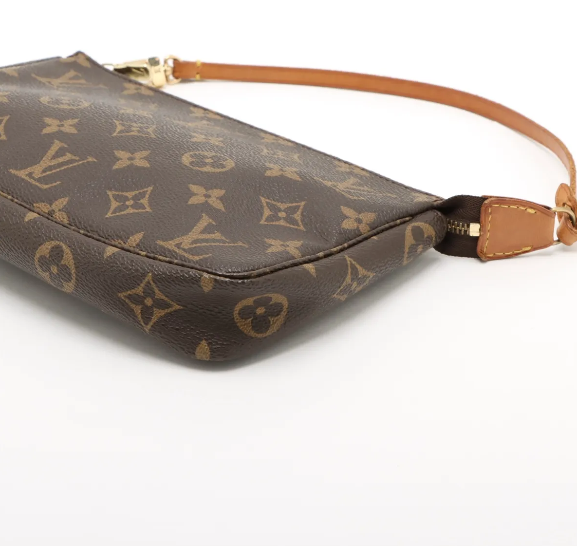 Louis vuitton pochette good 1