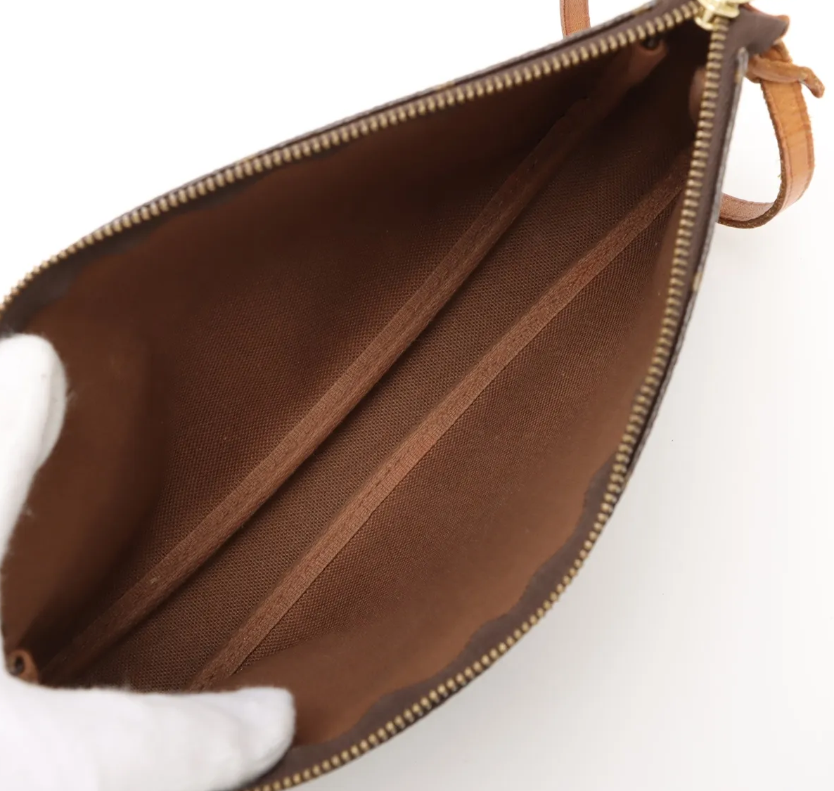 Louis vuitton pochette good 5