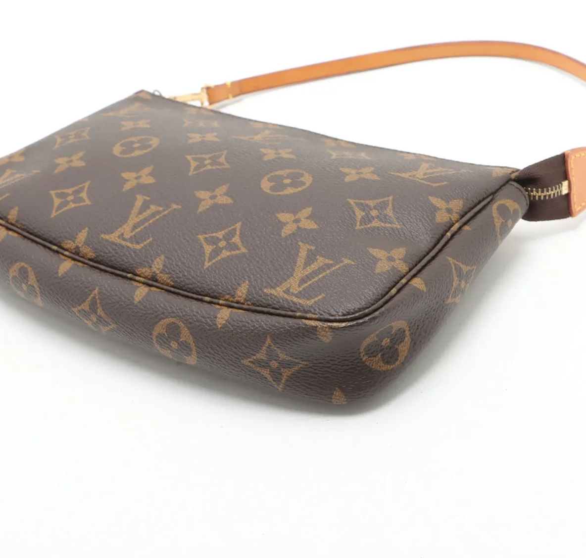Louis Vuitton mongram pochette ll 3