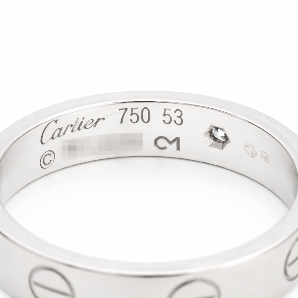 Cartier love ring mini