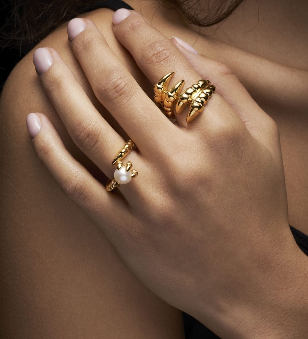 14_f83a9a8dcd-claw-pearl-ring-sil-model-original